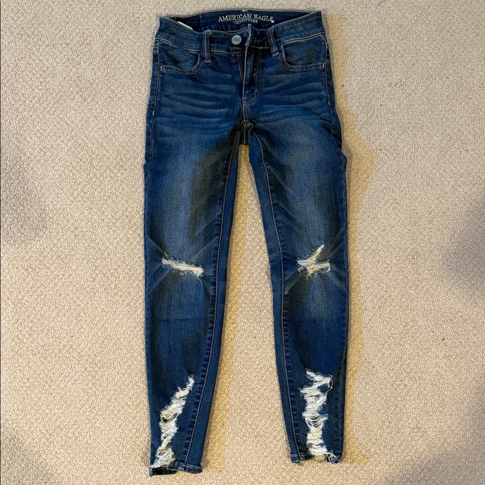 American Eagle Outfitters Women's Dark Blue Ripped Skinny Jeans